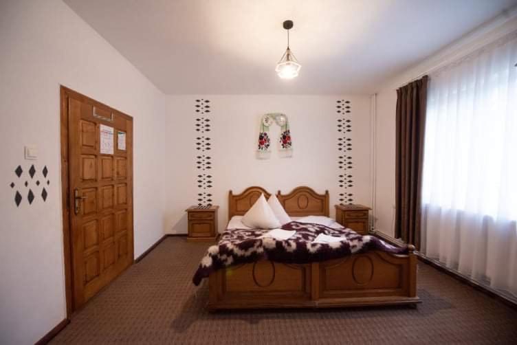Pensiunea Casa Mariuca Valeni  ภายนอก รูปภาพ