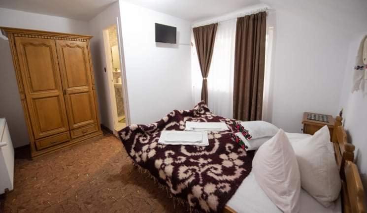 Pensiunea Casa Mariuca Valeni  ภายนอก รูปภาพ