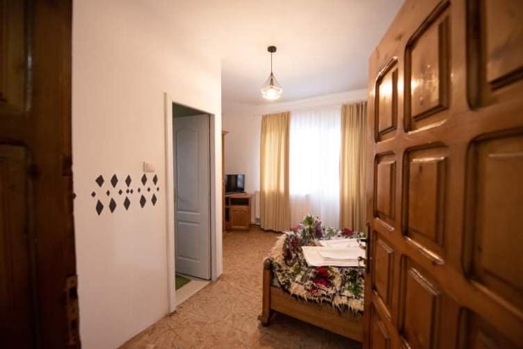 Pensiunea Casa Mariuca Valeni  ภายนอก รูปภาพ