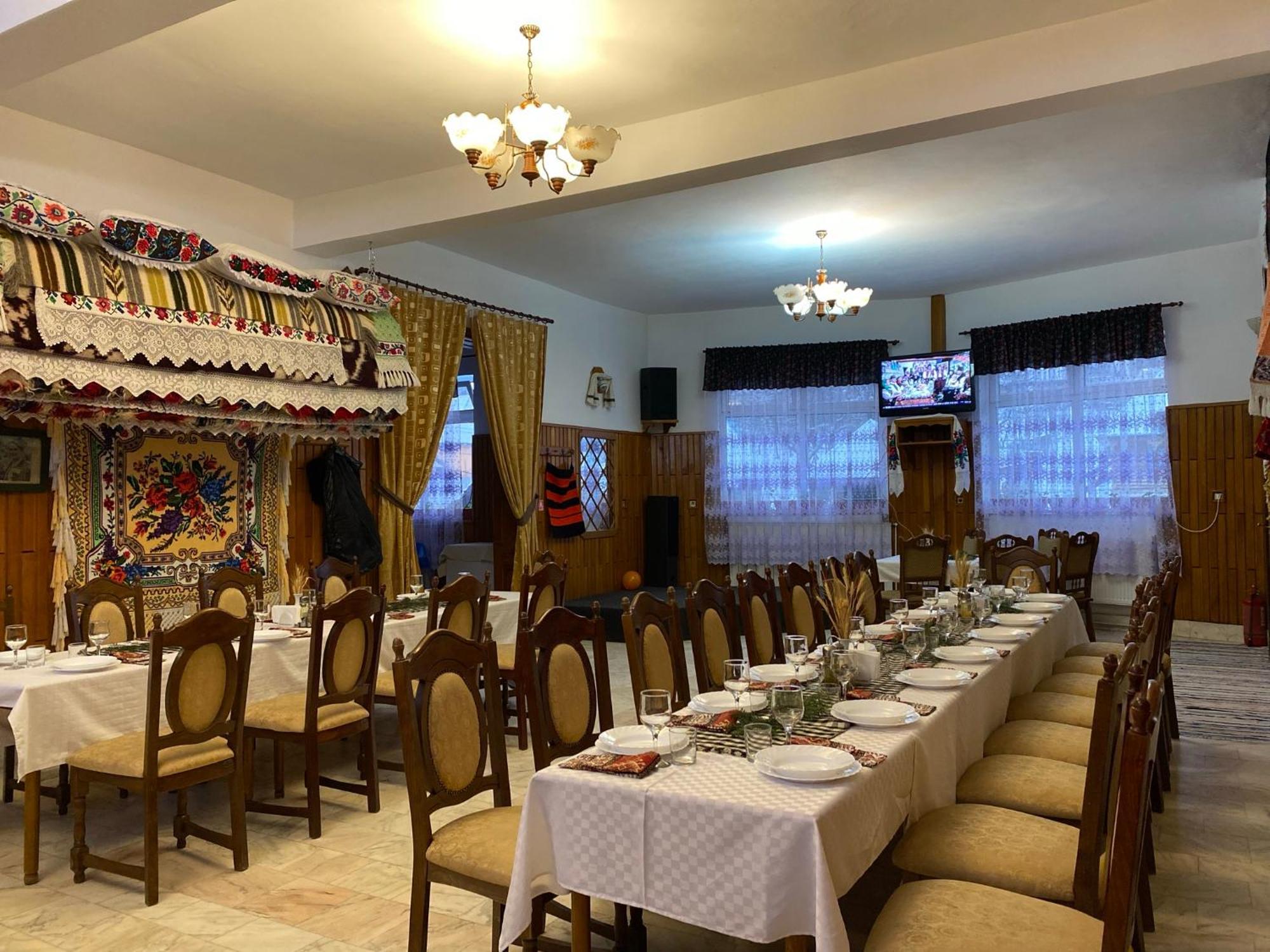 Pensiunea Casa Mariuca Valeni  ภายนอก รูปภาพ