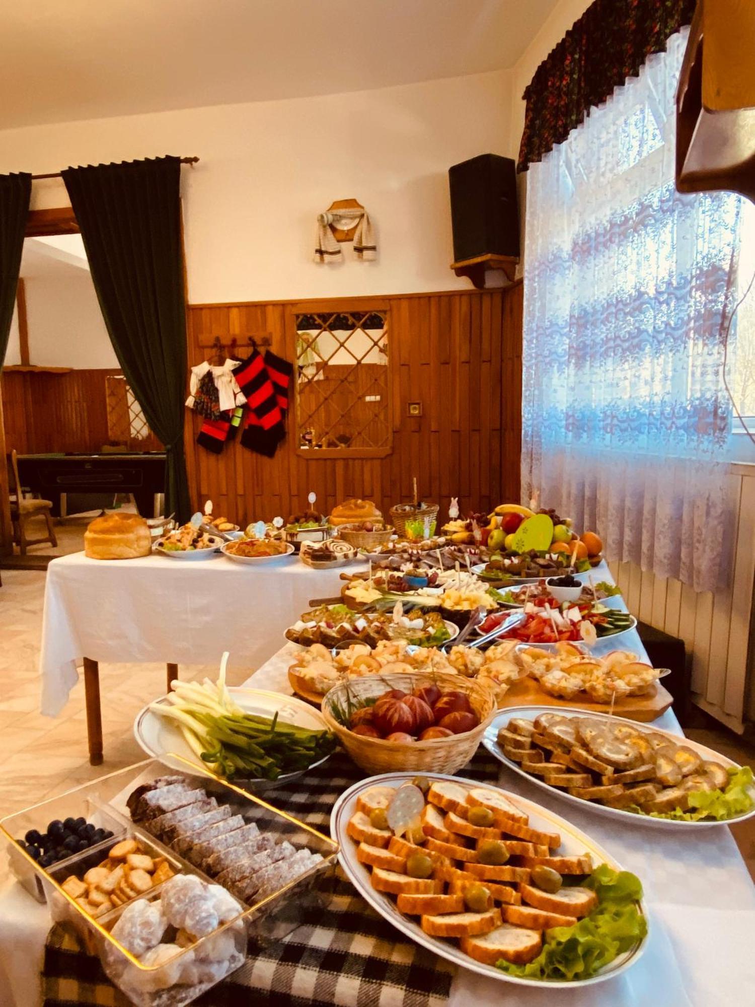 Pensiunea Casa Mariuca Valeni  ภายนอก รูปภาพ