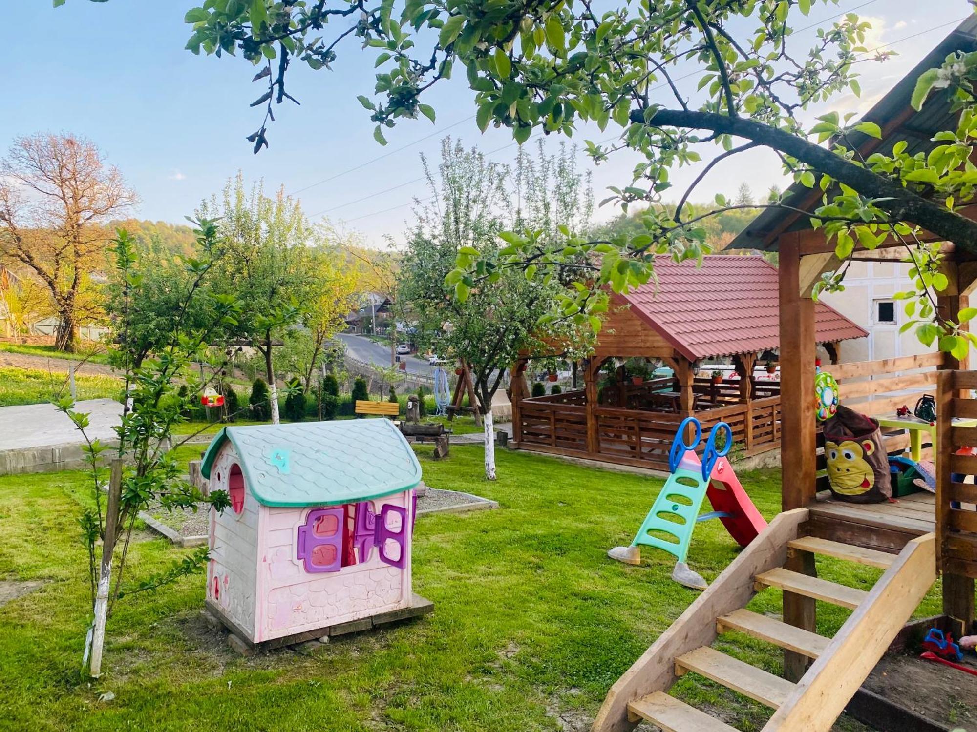 Pensiunea Casa Mariuca Valeni  ภายนอก รูปภาพ