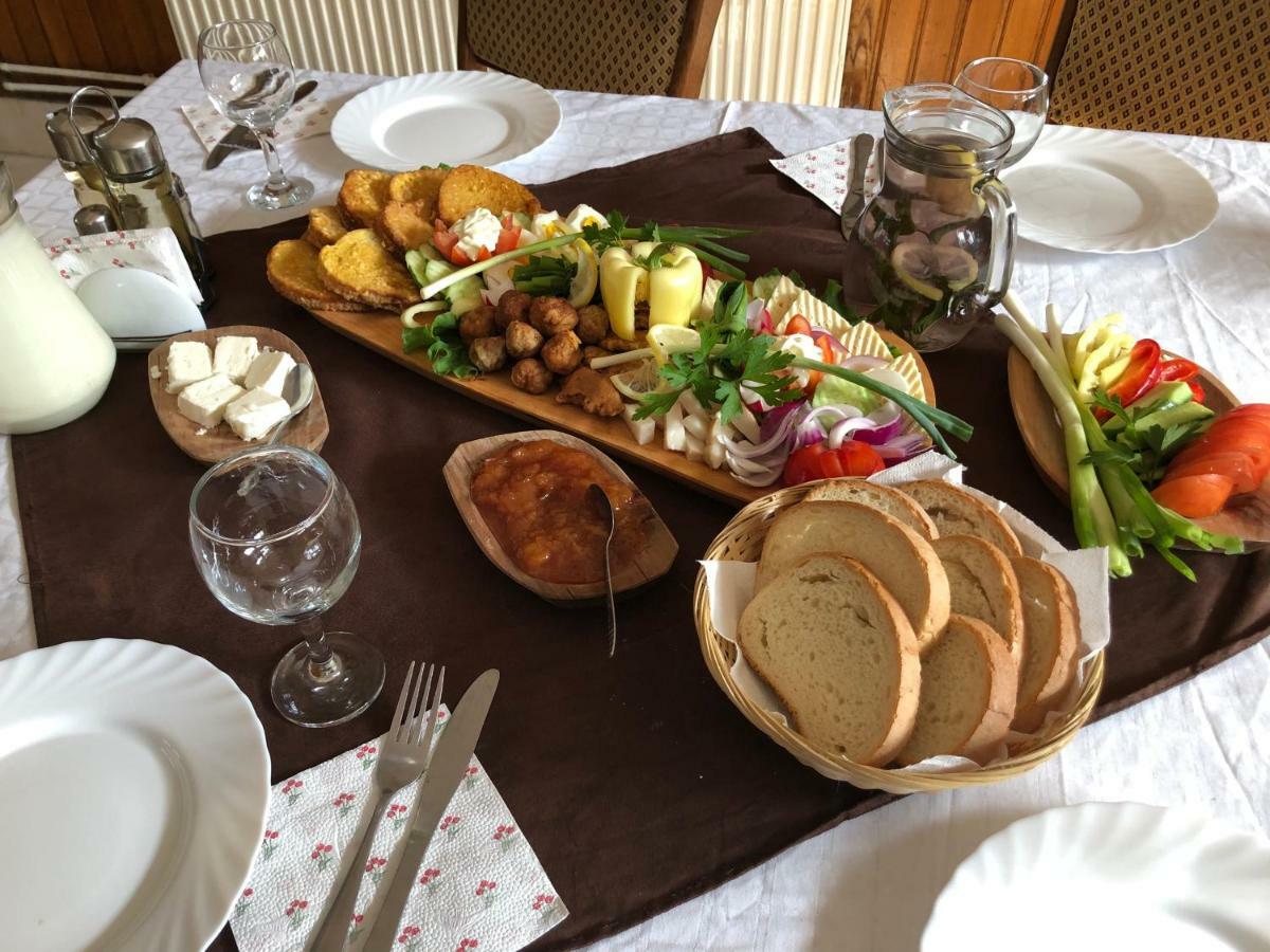 Pensiunea Casa Mariuca Valeni  ภายนอก รูปภาพ