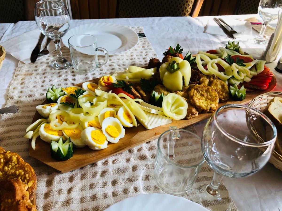 Pensiunea Casa Mariuca Valeni  ภายนอก รูปภาพ